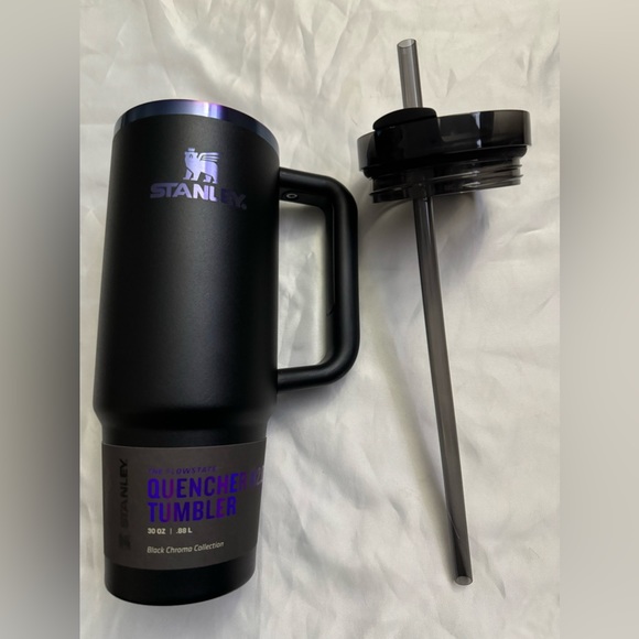 Stanley 30 oz - Picture 4 of 10